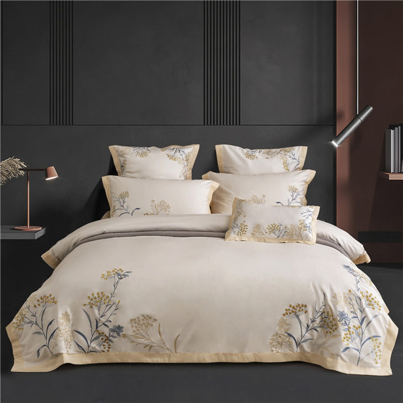 NEW Beige King Size Luxury 60S Egyptian Cotton Embroidered Bedding Set - 4 Piece Sheet, Pillowcase, Duvet Cover for a Cozy Home or Hotel Stay