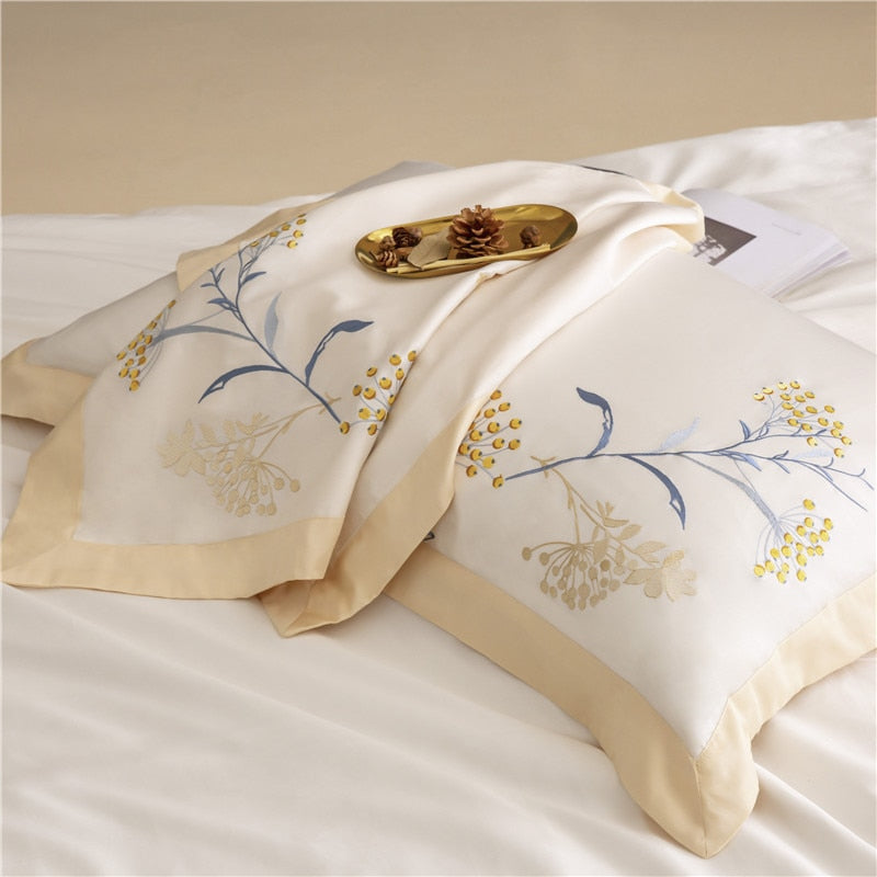 NEW Indulge in Ultimate Comfort and Luxury with our 60S Egyptian Cotton Embroidered Bedding Set - 4pcs - Perfect for Home and Hotel Use - The Finest Quality and Craftsmanship