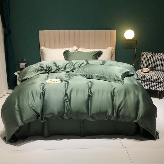 NEW Luxuriously Soft and Silky Smooth: 100% Pure Top Grade Emerald Green Silk Bedding Set - Complete with Duvet Cover, Bed Linen, Pillowcases, and Flat/Fitted Sheet for the Ultimate Sleeping Experience