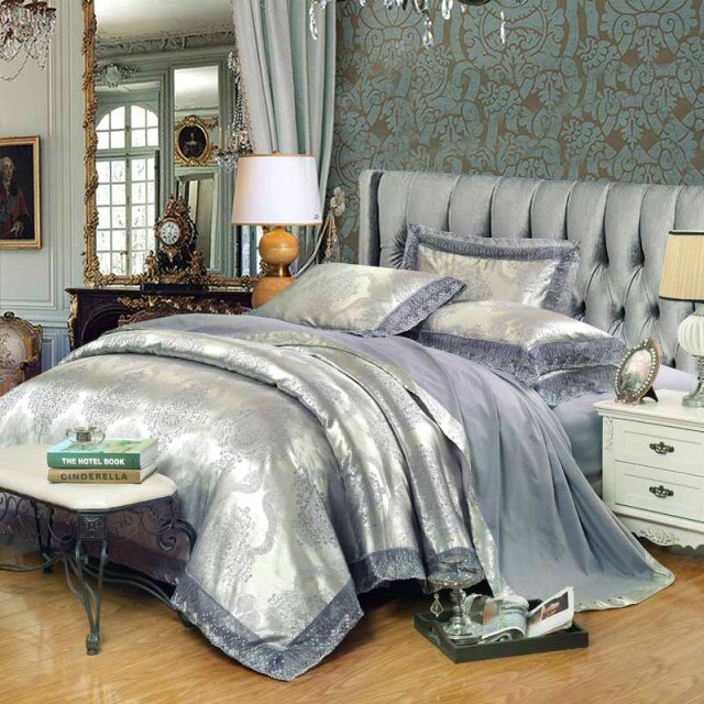 Indulge in Luxurious Comfort with our Premium Satin Duvet Cover Bedding Set - Available in King and Queen Sizes for a Perfect Fit